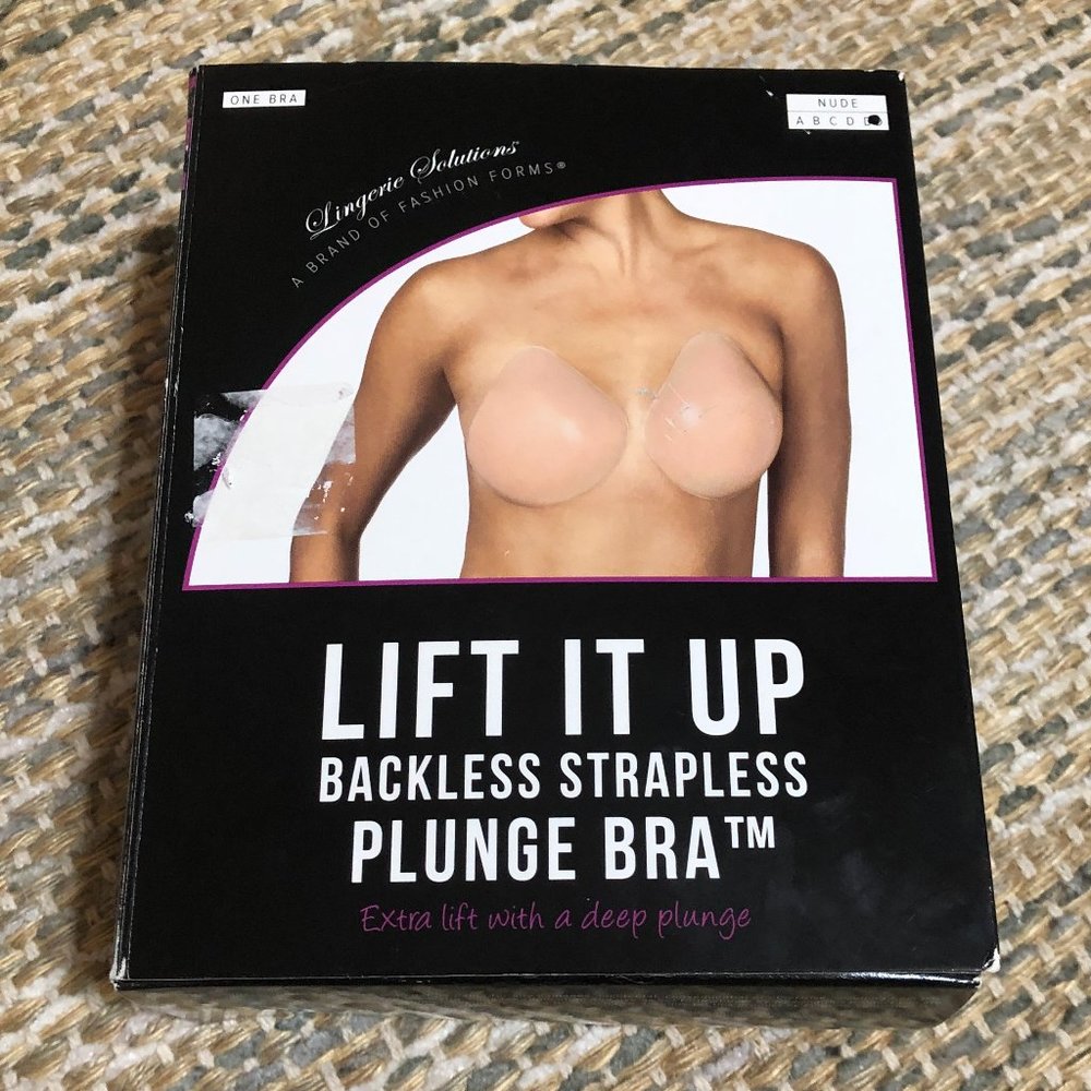 Lift It Up: Backless, Strapless Plunge Bra (DD)
